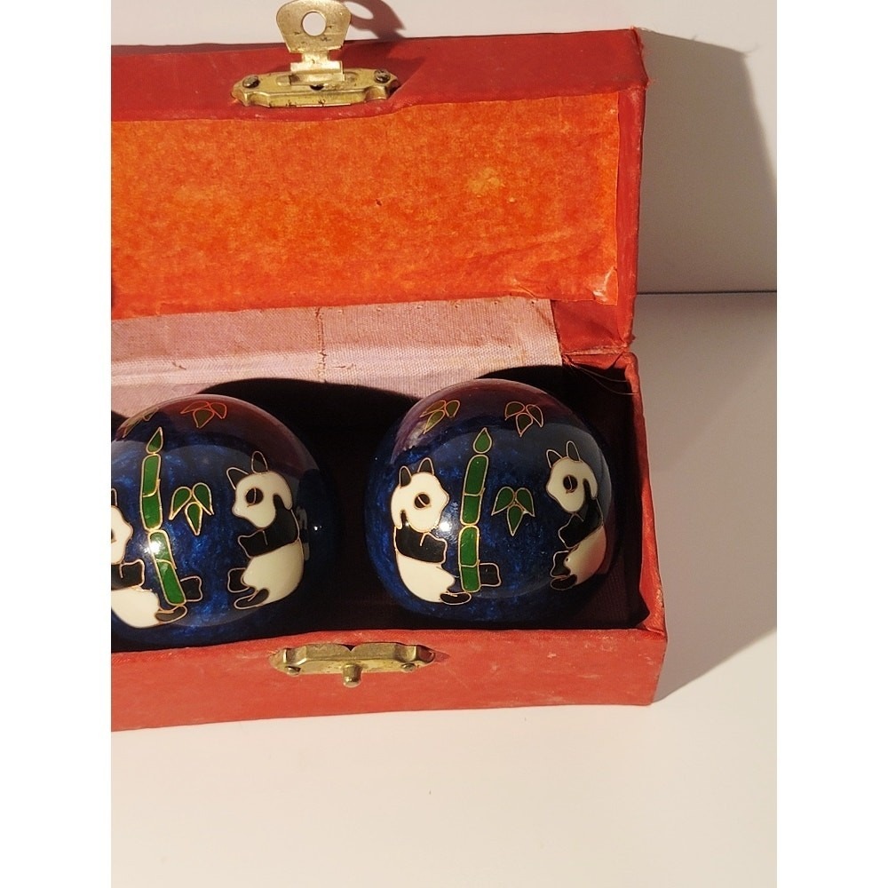 Baoding Chinese Balls Panda Musical Healing Hand Therapy in Original Box - Picture 7 of 10